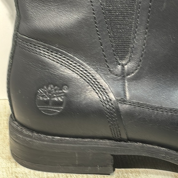 Timberland Ladies "Savin Hill" #8669A Black Leather Pull on Boots - Size 7.5 - Picture 3 of 12